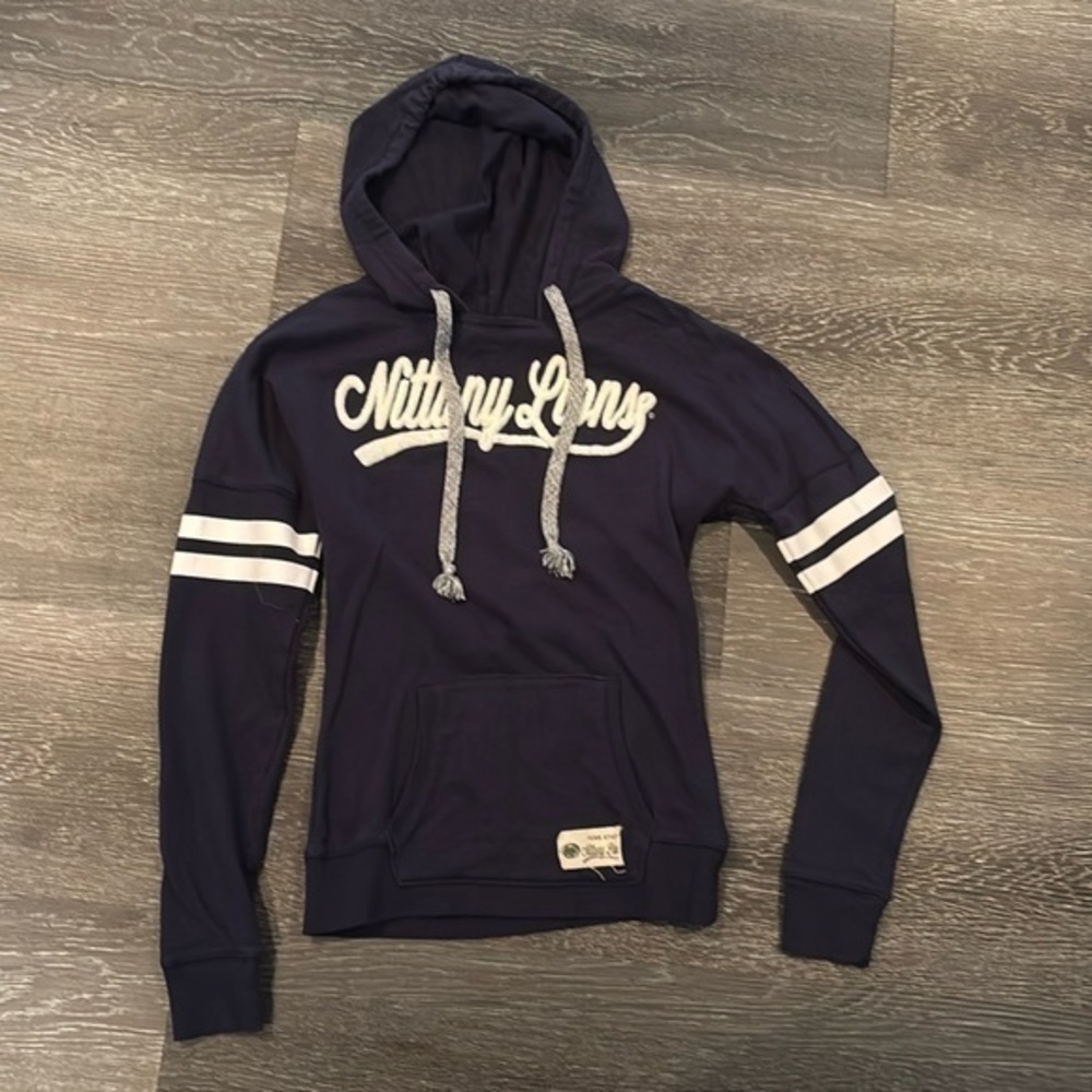 Penn State Nittany Lions hoodie 
Women’s Smalll